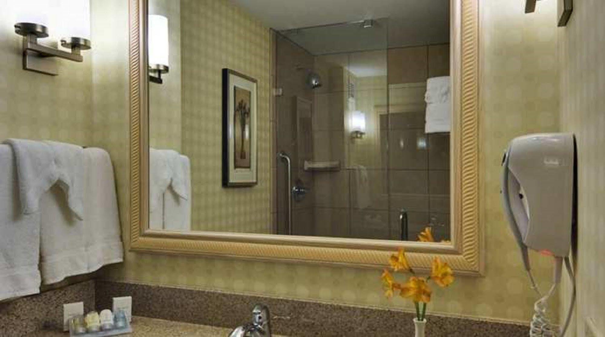 Hilton Garden Inn Lake Forest Mettawa חדר תמונה